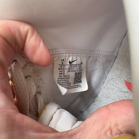 Nike Blazer Mid '77 Women's size 6 pre-owned - Picture 6 of 15